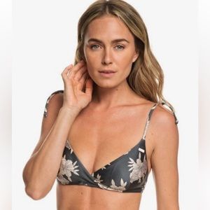 NWT Roxy Romantic Senses WRAP triangle Top